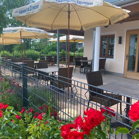 Hotel Heimfeld Restaurant Cafe Garching an Der Alz Екстер'єр фото