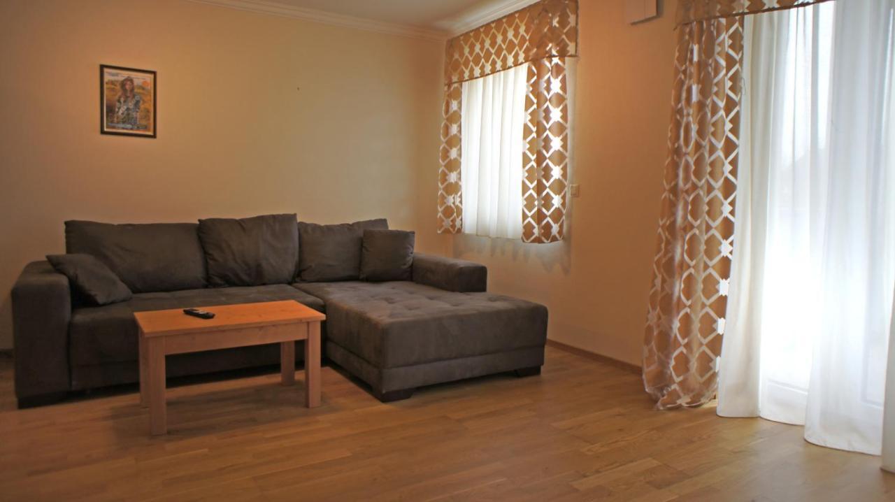 Hotel Heimfeld Restaurant Cafe Garching an Der Alz Екстер'єр фото